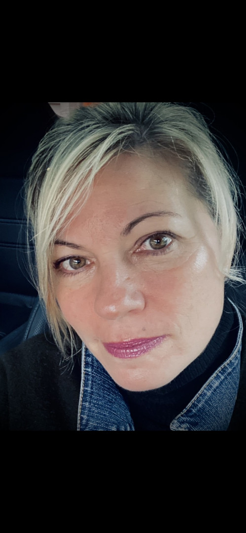 Dawna Dinsmore FabOver40