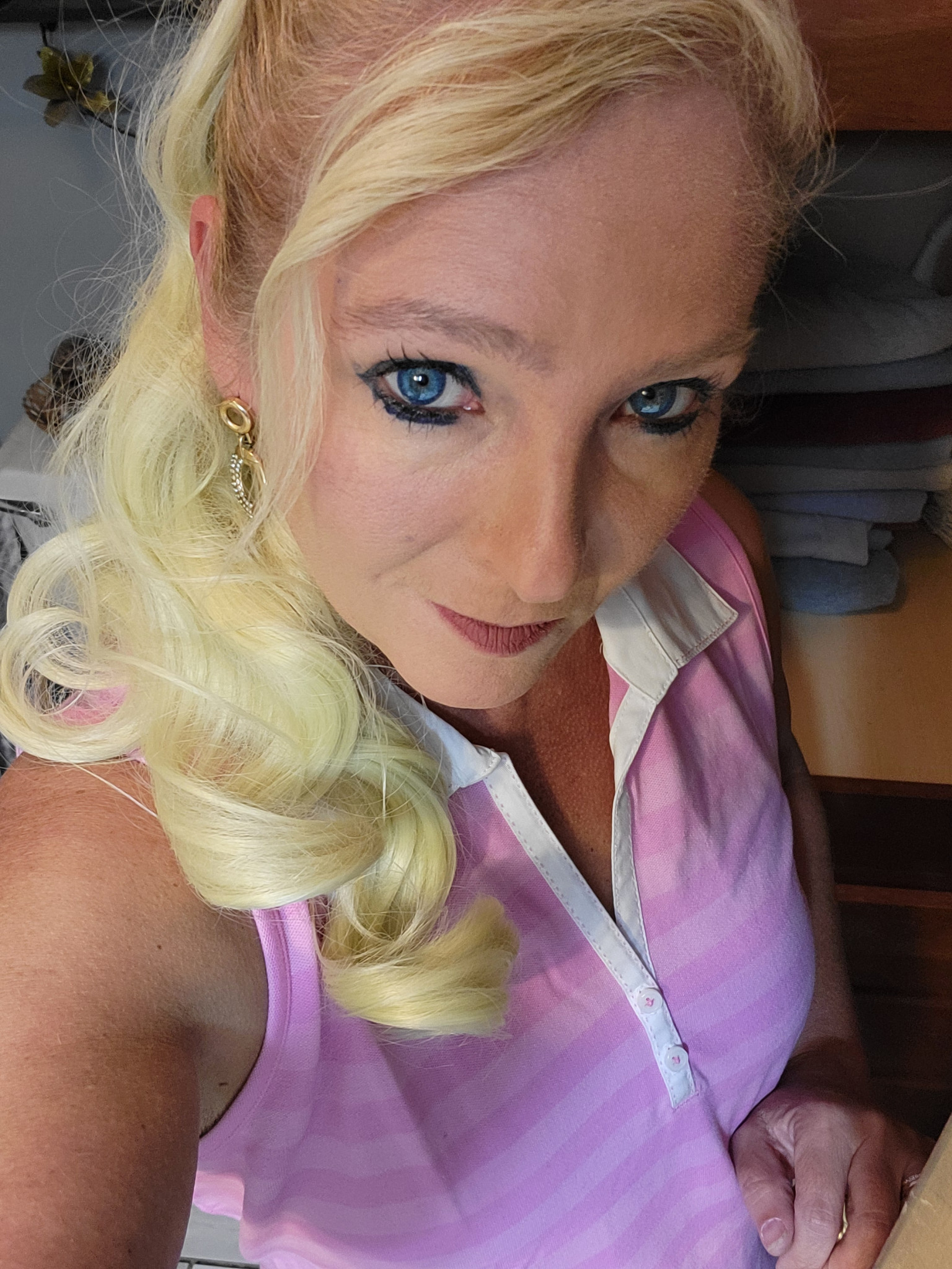 KAREN MILLER FabOver40