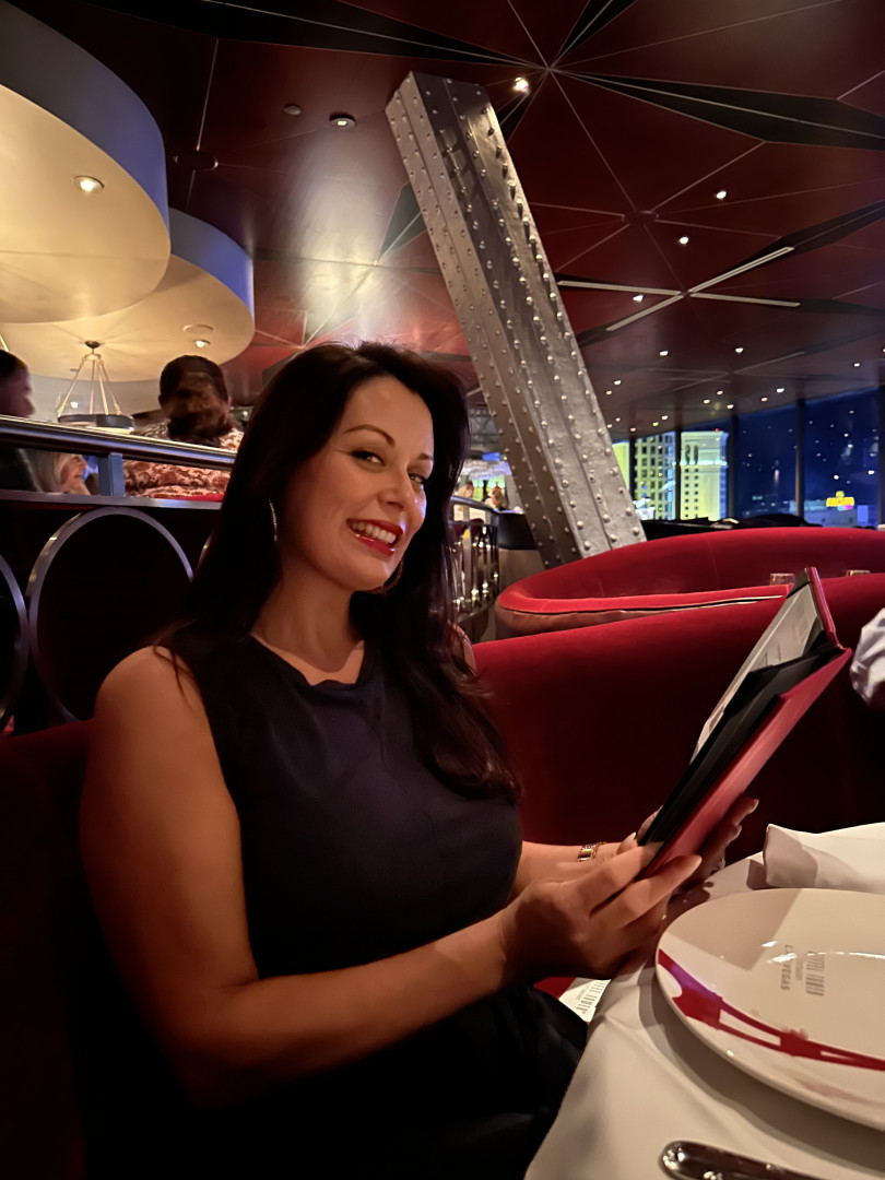 Laura McIntyre FabOver40