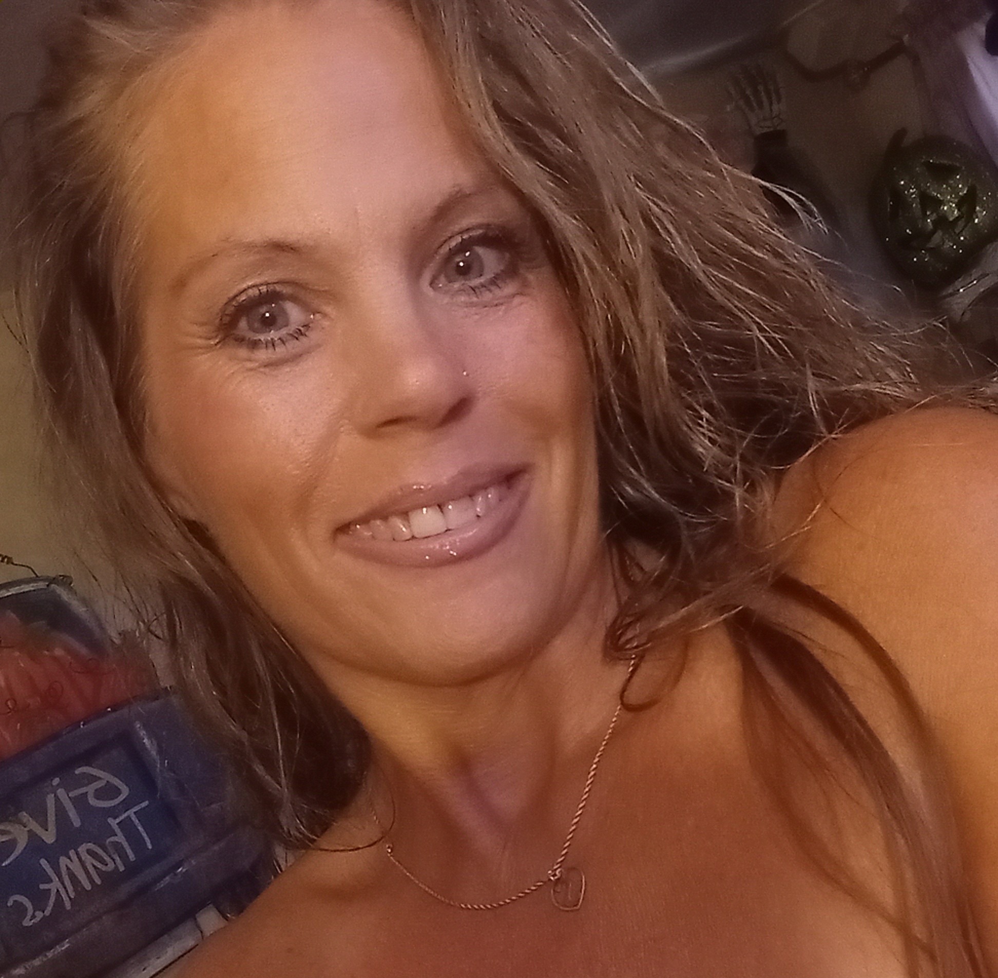 Stephanie Bennett FabOver40