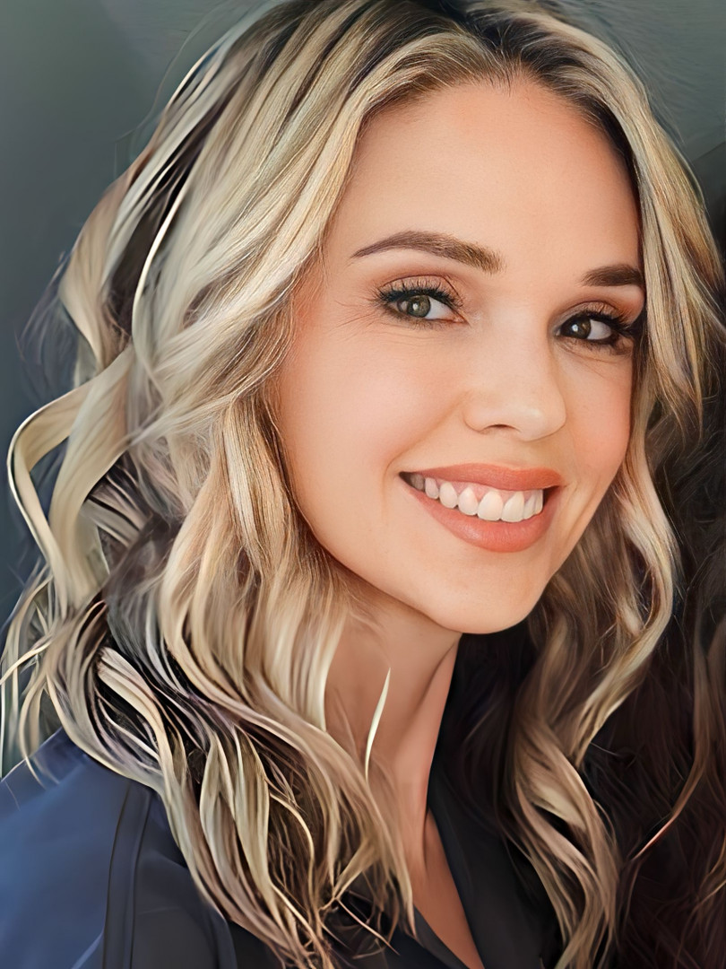 Laurie ChampagneBumberg FabOver40