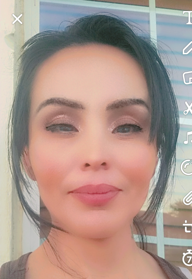 Leah FabOver40