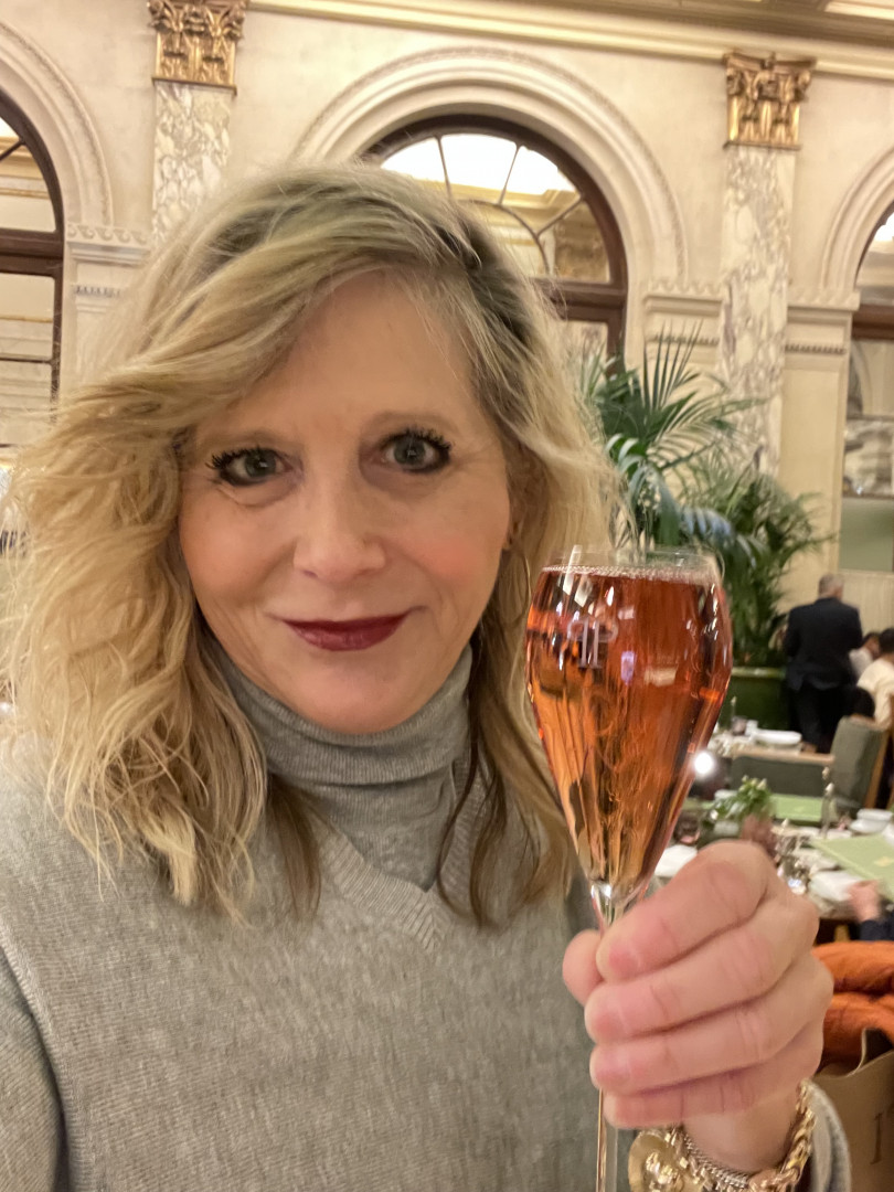 Barbara Rothschild FabOver40