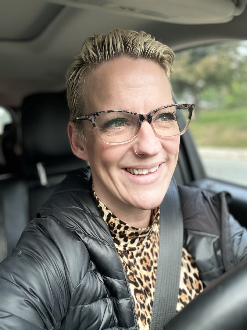 Emma Moore FabOver40